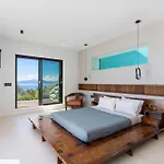 Odissos - Private Paradise With 2 Infinity Pools & Sea Access 빌라 *