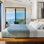 Odissos - Private Paradise With 2 Infinity Pools & Sea Access 빌라 시보타