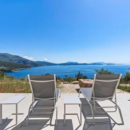 Odissos - Private Paradise With 2 Infinity Pools & Sea Access *