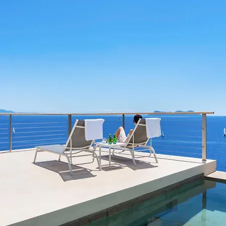 Луксозна вила Odissos - Private Paradise With 2 Infinity Pools & Sea Access *