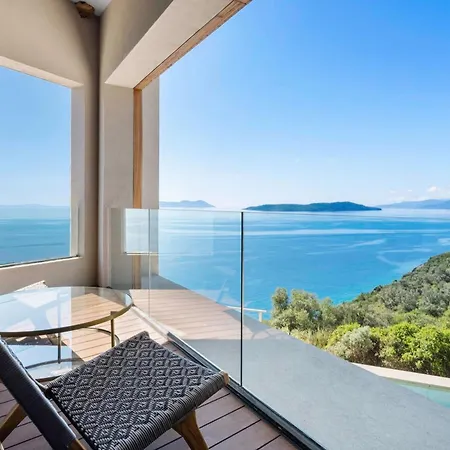 Луксозна вила Odissos - Private Paradise With 2 Infinity Pools & Sea Access Сивота