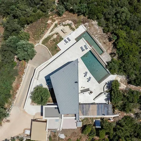 Odissos - Private Paradise With 2 Infinity Pools & Sea Access Луксозна вила *