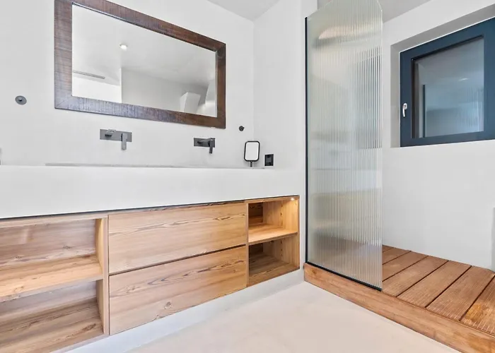 Villa Odissos - Private Paradise With 2 Infinity Pools & Sea Access *