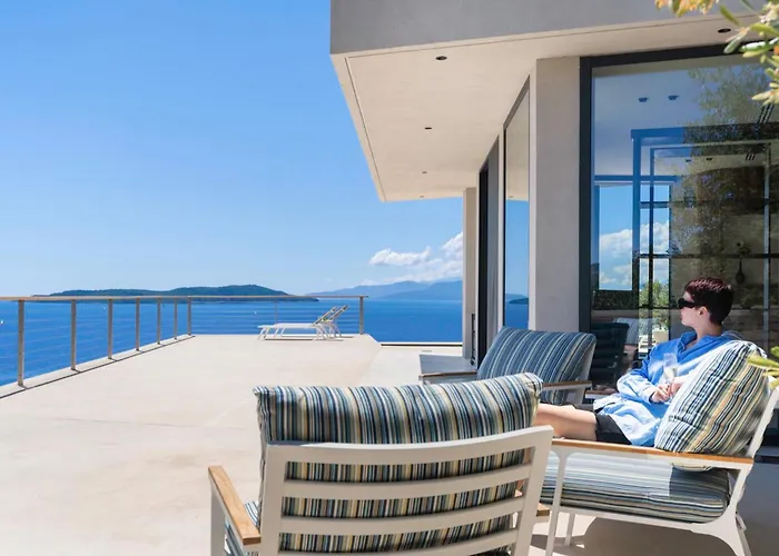 Villa Odissos - Private Paradise With 2 Infinity Pools & Sea Access