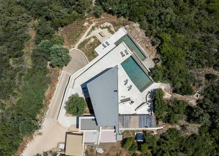 Odissos - Private Paradise With 2 Infinity Pools & Sea Access Villa *